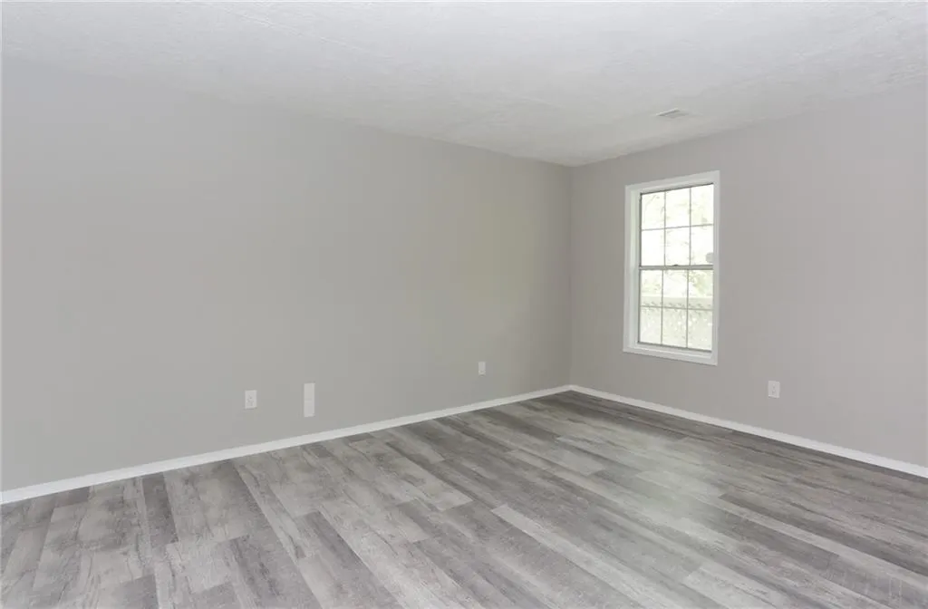 1402 Vicksburg Place, Sandy Springs, Georgia 30350, 2 Bedrooms Bedrooms, ,2 BathroomsBathrooms,Residential,Sold,1402 Vicksburg Place,6714193