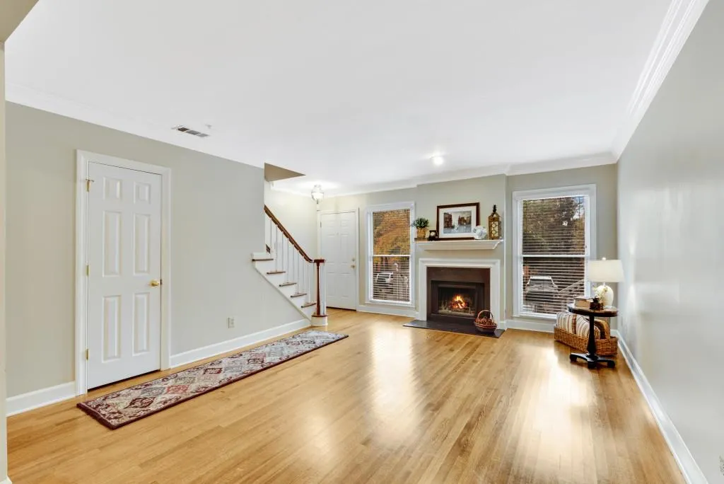 7500 Roswell Road Unit 84, Sandy Springs, Georgia 30350, 2 Bedrooms Bedrooms, ,2 BathroomsBathrooms,Residential,Sold,7500 Roswell Road Unit 84,6807842