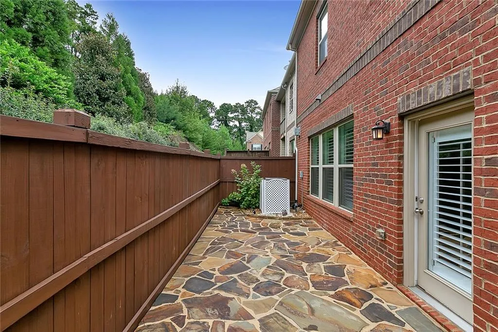 153 Barkley Lane, Sandy Springs, Georgia 30328, 3 Bedrooms Bedrooms, ,2 BathroomsBathrooms,Residential,Sold,153 Barkley Lane,6791838