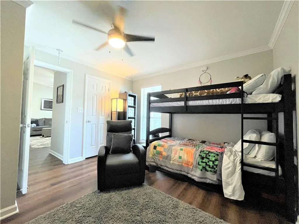 122 Granville Court, Atlanta, Georgia 30328, 2 Bedrooms Bedrooms, ,2 BathroomsBathrooms,Residential,Sold,122 Granville Court,6910037