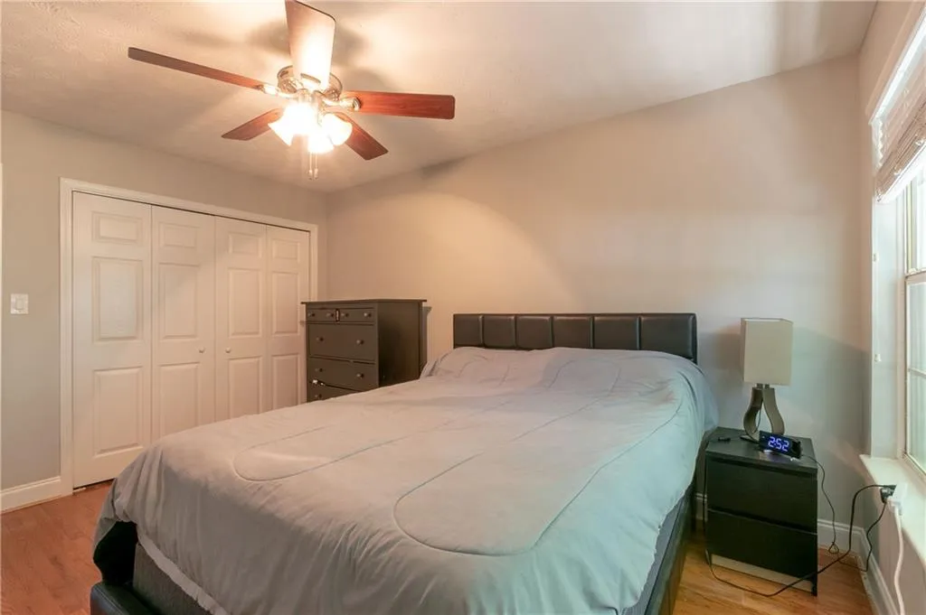 6980 Roswell Road Unit H1, Atlanta, Georgia 30328, 3 Bedrooms Bedrooms, ,2 BathroomsBathrooms,Residential,Sold,6980 Roswell Road Unit H1,6693280