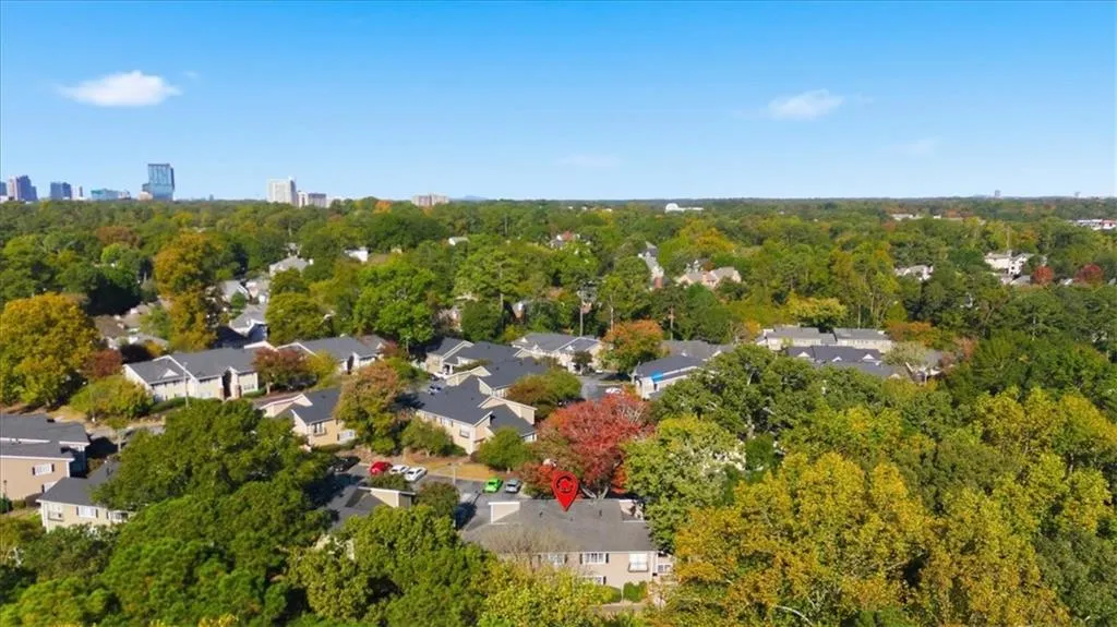 1468 Briarwood Road Ne Unit 303, Brookhaven, Georgia 30319, 2 Bedrooms Bedrooms, ,2 BathroomsBathrooms,Residential,For Sale,1468 Briarwood Road Ne Unit 303,7671728