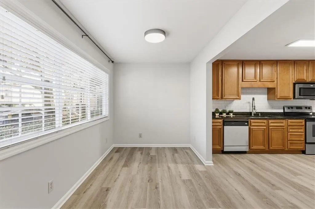 1468 Briarwood Road Ne Unit 303, Brookhaven, Georgia 30319, 2 Bedrooms Bedrooms, ,2 BathroomsBathrooms,Residential,For Sale,1468 Briarwood Road Ne Unit 303,7671728