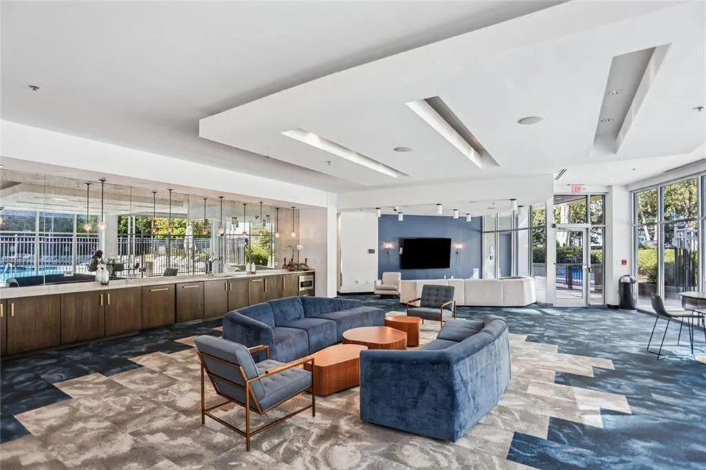 950 W Peachtree Street Nw Unit 803, Atlanta, Georgia 30309, 2 Bedrooms Bedrooms, ,2 BathroomsBathrooms,Residential,For Sale,950 W Peachtree Street Nw Unit 803,7666439