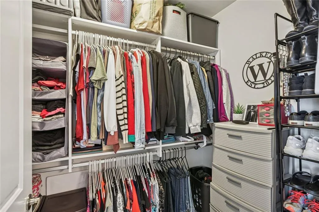 950 W Peachtree Street Nw Unit 803, Atlanta, Georgia 30309, 2 Bedrooms Bedrooms, ,2 BathroomsBathrooms,Residential,For Sale,950 W Peachtree Street Nw Unit 803,7666439