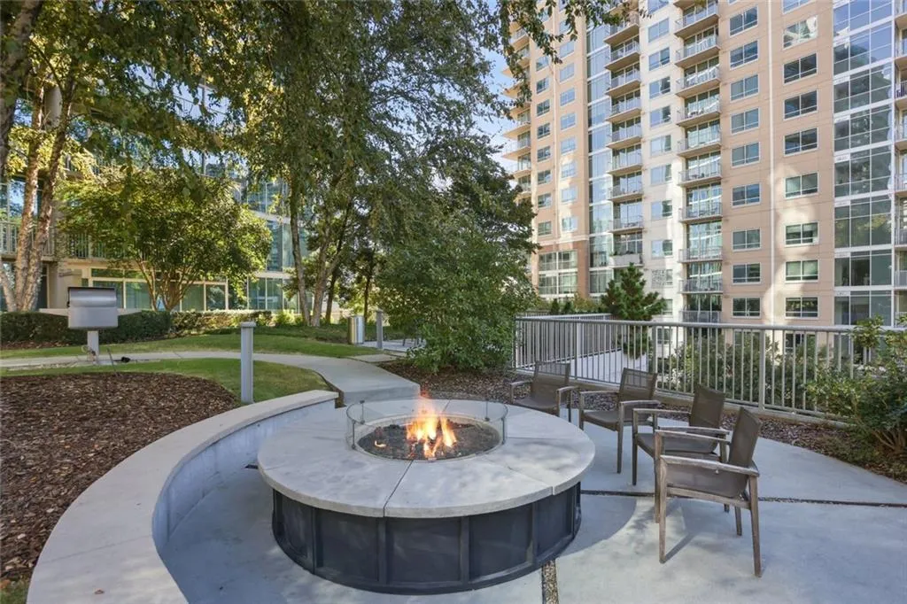 950 W Peachtree Street Nw Unit 803, Atlanta, Georgia 30309, 2 Bedrooms Bedrooms, ,2 BathroomsBathrooms,Residential,For Sale,950 W Peachtree Street Nw Unit 803,7666439