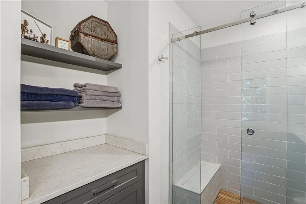 950 W Peachtree Street Nw Unit 803, Atlanta, Georgia 30309, 2 Bedrooms Bedrooms, ,2 BathroomsBathrooms,Residential,For Sale,950 W Peachtree Street Nw Unit 803,7666439