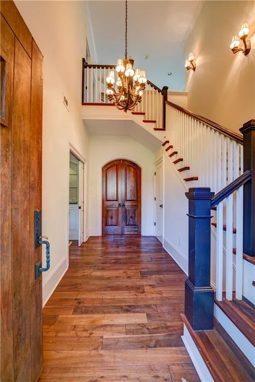 220 Hillside Drive, Atlanta, Georgia 30342, 5 Bedrooms Bedrooms, ,4 BathroomsBathrooms,Residential,Sold,220 Hillside Drive,5761806