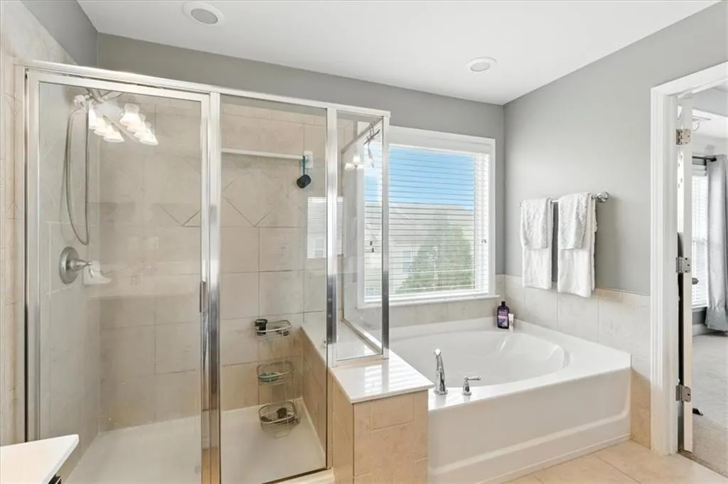 5045 Ridgemont Walk Se Unit 28, Atlanta, Georgia 30339, 4 Bedrooms Bedrooms, ,3 BathroomsBathrooms,Residential,For Sale,5045 Ridgemont Walk Se Unit 28,7626193