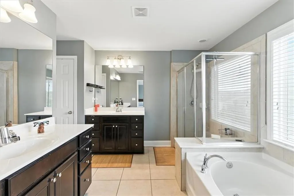 5045 Ridgemont Walk Se Unit 28, Atlanta, Georgia 30339, 4 Bedrooms Bedrooms, ,3 BathroomsBathrooms,Residential,For Sale,5045 Ridgemont Walk Se Unit 28,7626193