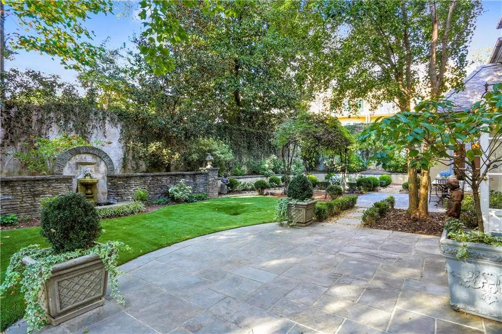 3220 Habersham Road Nw, Atlanta, Georgia 30305, 5 Bedrooms Bedrooms, ,5 BathroomsBathrooms,Residential,Sold,3220 Habersham Road Nw,5765747