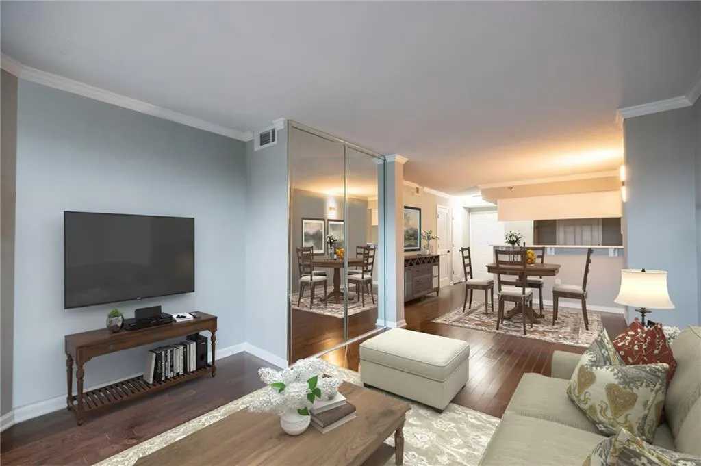 795 Hammond Dr Unit 801, Sandy Springs, Georgia 30328, 2 Bedrooms Bedrooms, ,1 BathroomBathrooms,Residential,Sold,795 Hammond Dr Unit 801,6962792