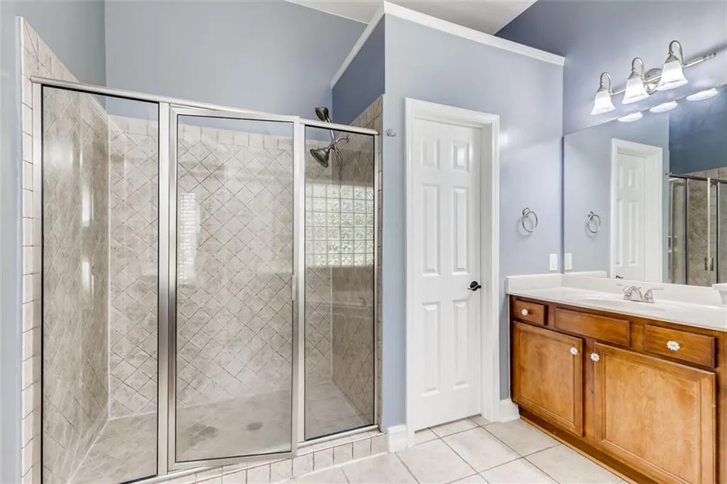 7258 Village Creek Trace, Atlanta, Georgia 30328, 4 Bedrooms Bedrooms, ,3 BathroomsBathrooms,Residential,Sold,7258 Village Creek Trace,6945060