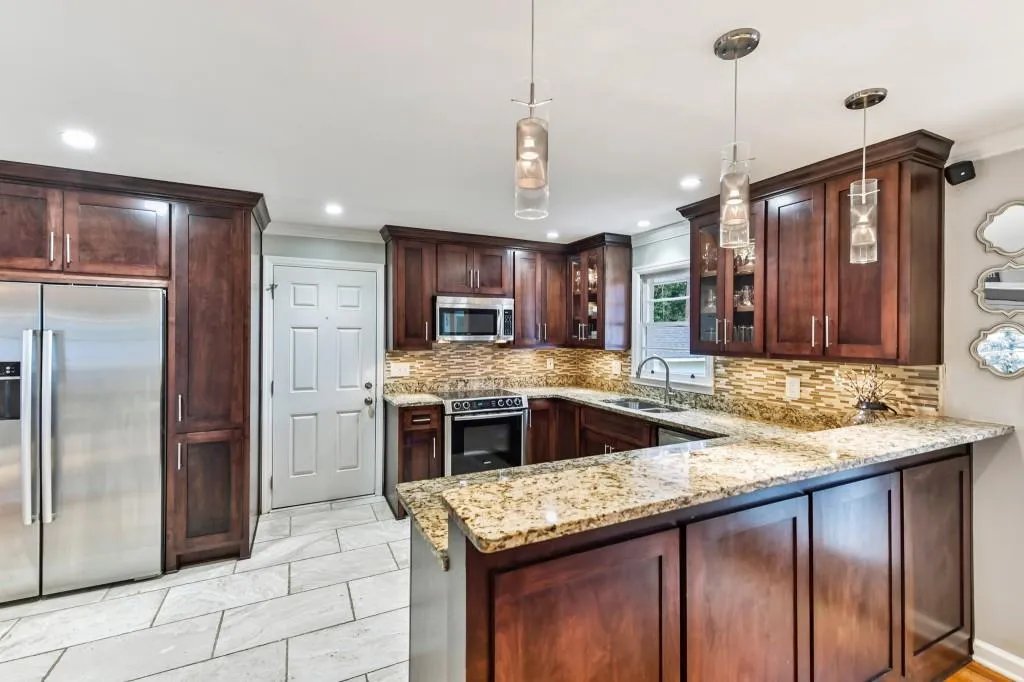 6350 N Hampton Drive, Sandy Springs, Georgia 30328, 4 Bedrooms Bedrooms, ,3 BathroomsBathrooms,Residential,Sold,6350 N Hampton Drive,6691083