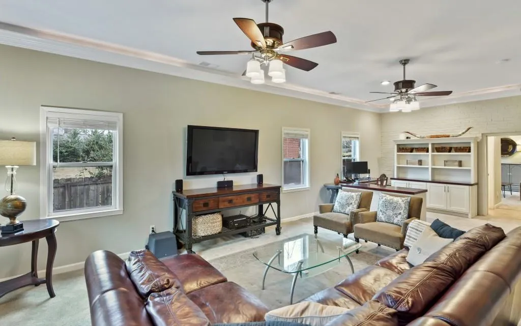 6350 N Hampton Drive, Sandy Springs, Georgia 30328, 4 Bedrooms Bedrooms, ,3 BathroomsBathrooms,Residential,Sold,6350 N Hampton Drive,6691083