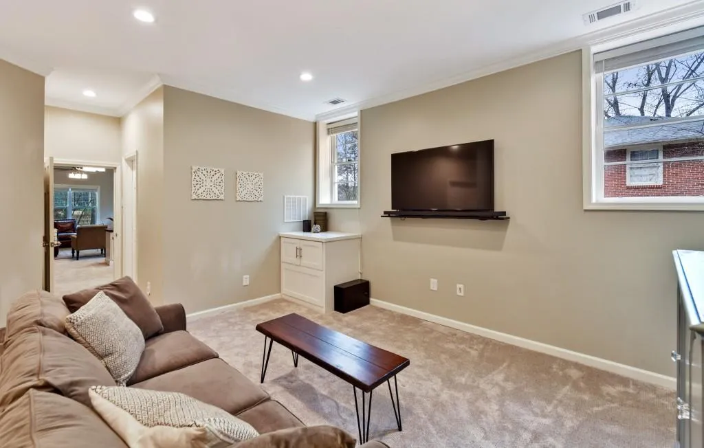 6350 N Hampton Drive, Sandy Springs, Georgia 30328, 4 Bedrooms Bedrooms, ,3 BathroomsBathrooms,Residential,Sold,6350 N Hampton Drive,6691083