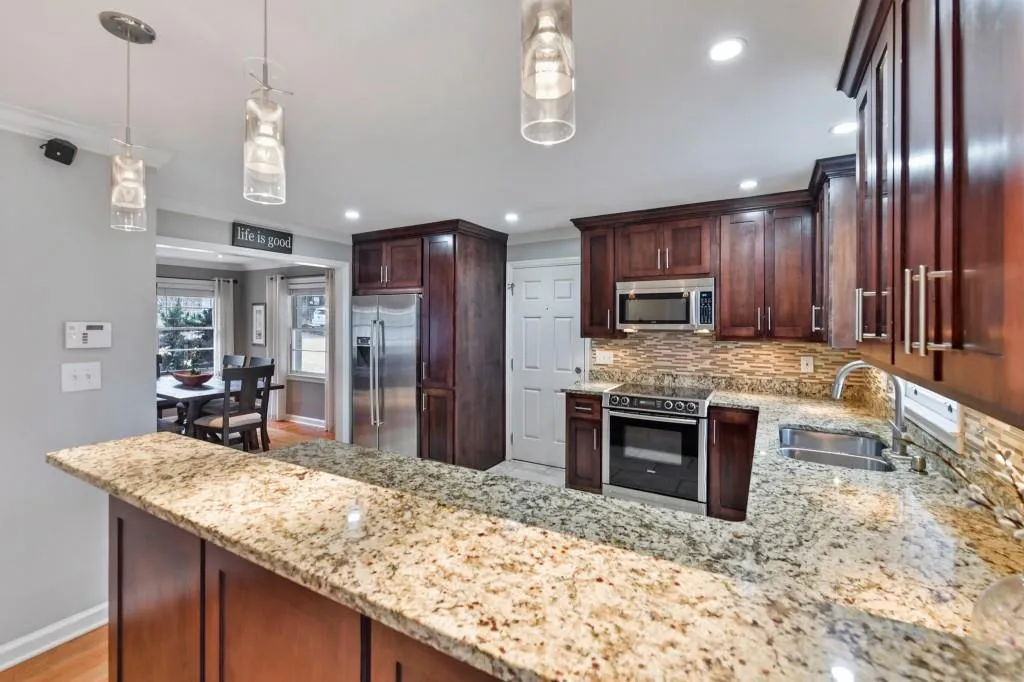 6350 N Hampton Drive, Sandy Springs, Georgia 30328, 4 Bedrooms Bedrooms, ,3 BathroomsBathrooms,Residential,Sold,6350 N Hampton Drive,6691083
