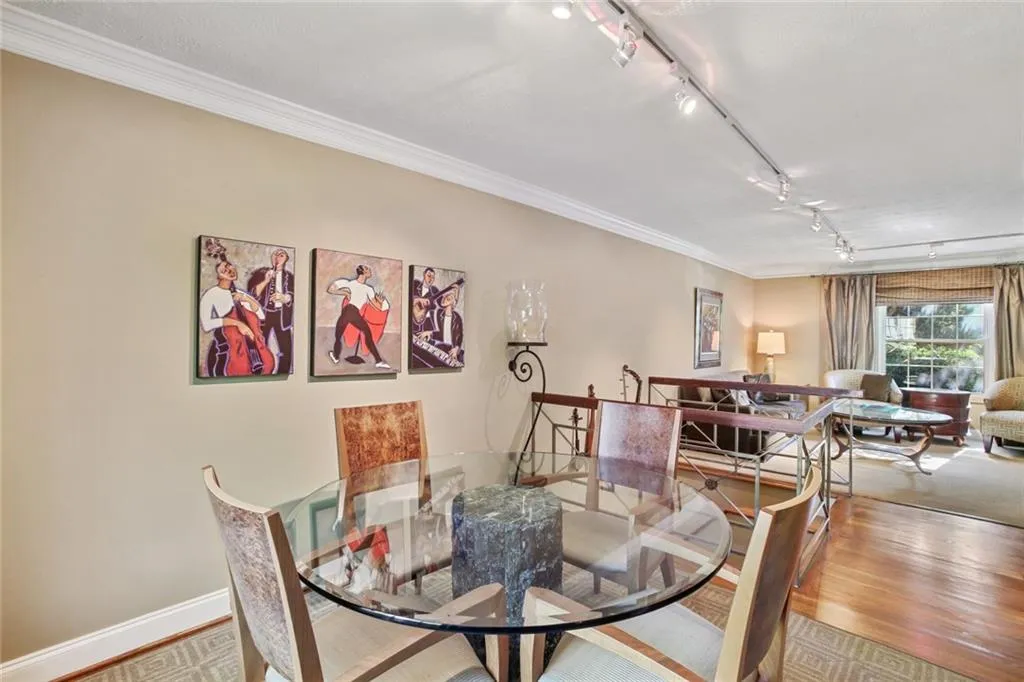 6904 Park Avenue, Sandy Springs, Georgia 30342, 2 Bedrooms Bedrooms, ,1 BathroomBathrooms,Residential,Sold,6904 Park Avenue,7033366