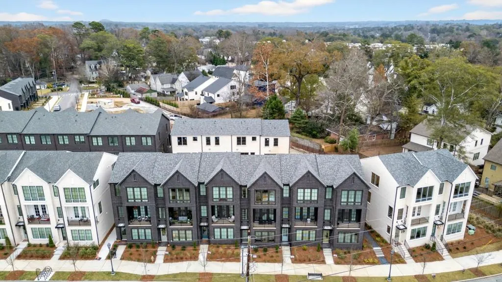 2641 Mackintosh Court, Brookhaven, Georgia 30319, 3 Bedrooms Bedrooms, ,3 BathroomsBathrooms,Residential,For Sale,2641 Mackintosh Court,7690566