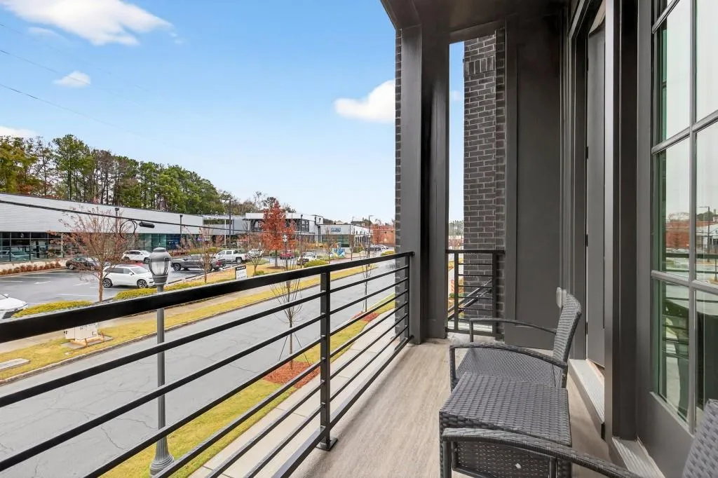 2641 Mackintosh Court, Brookhaven, Georgia 30319, 3 Bedrooms Bedrooms, ,3 BathroomsBathrooms,Residential,For Sale,2641 Mackintosh Court,7690566