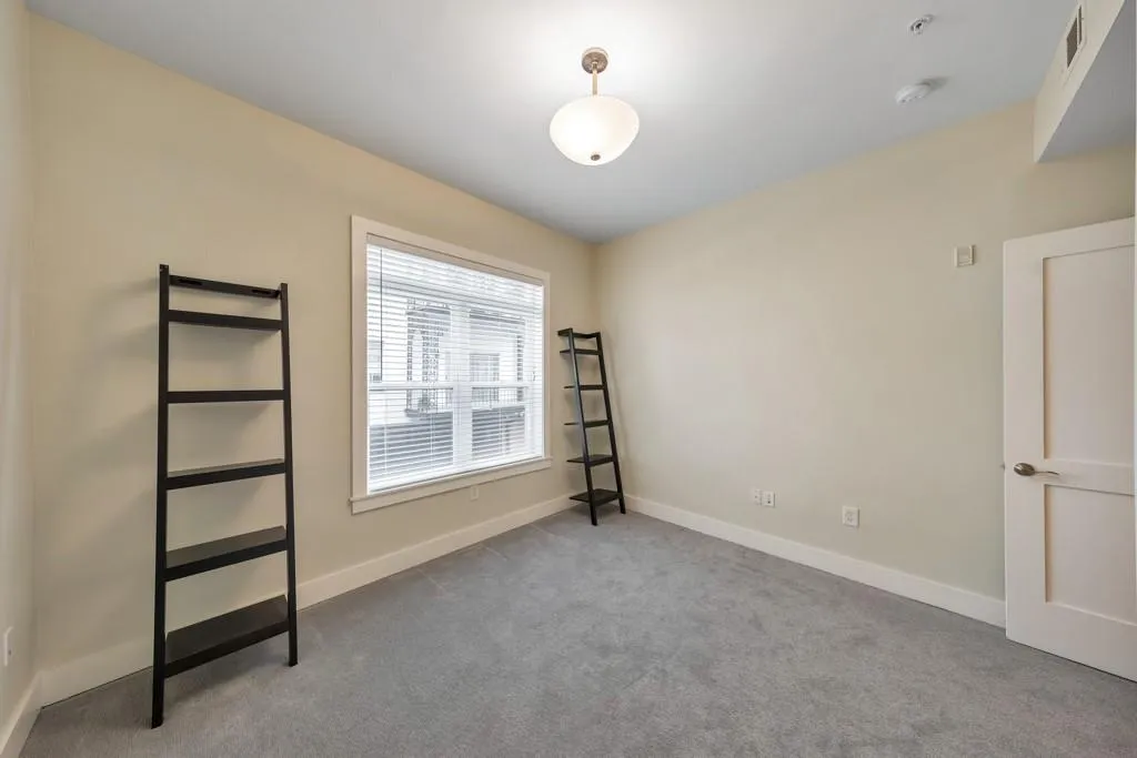 3655 Peachtree Road Ne Unit 101, Atlanta, Georgia 30319, 2 Bedrooms Bedrooms, 0 ,2 BathroomsBathrooms,Residential,For Sale,3655 Peachtree Road Ne Unit 101,7804591