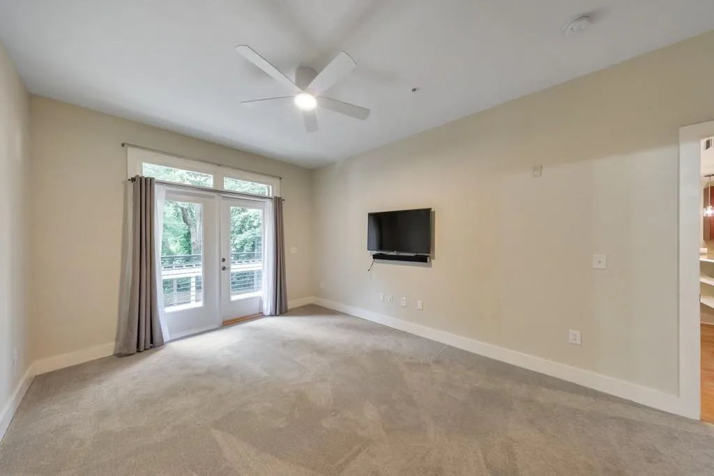 3655 Peachtree Road Ne Unit 101, Atlanta, Georgia 30319, 2 Bedrooms Bedrooms, 0 ,2 BathroomsBathrooms,Residential,For Sale,3655 Peachtree Road Ne Unit 101,7804591
