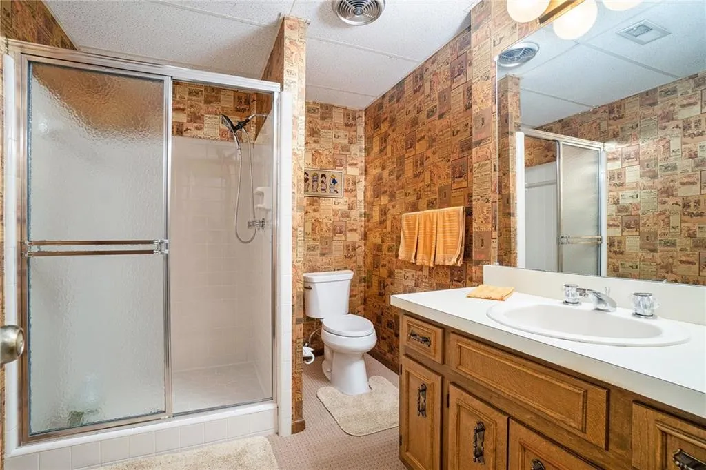 2080 Old Dominion Road, Atlanta, Georgia 30350, 6 Bedrooms Bedrooms, ,5 BathroomsBathrooms,Residential,For Sale,2080 Old Dominion Road,7580695