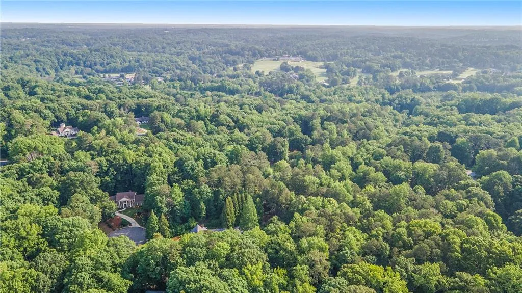 2080 Old Dominion Road, Atlanta, Georgia 30350, 6 Bedrooms Bedrooms, ,5 BathroomsBathrooms,Residential,For Sale,2080 Old Dominion Road,7580695