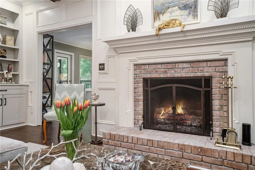 2080 Old Dominion Road, Atlanta, Georgia 30350, 6 Bedrooms Bedrooms, ,5 BathroomsBathrooms,Residential,For Sale,2080 Old Dominion Road,7580695