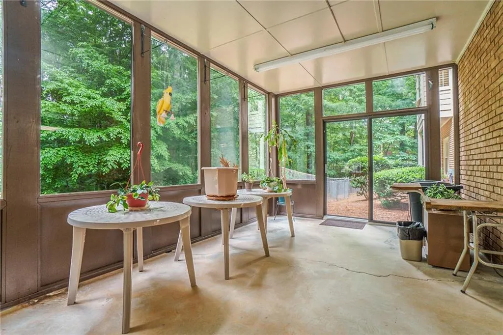 2080 Old Dominion Road, Atlanta, Georgia 30350, 6 Bedrooms Bedrooms, ,5 BathroomsBathrooms,Residential,For Sale,2080 Old Dominion Road,7580695