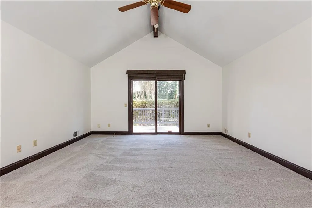 320 Benita Trace, Sandy Springs, Georgia 30328, 5 Bedrooms Bedrooms, ,3 BathroomsBathrooms,Residential,Sold,320 Benita Trace,6999008