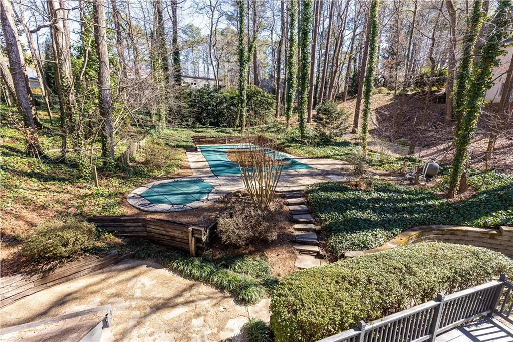 320 Benita Trace, Sandy Springs, Georgia 30328, 5 Bedrooms Bedrooms, ,3 BathroomsBathrooms,Residential,Sold,320 Benita Trace,6999008