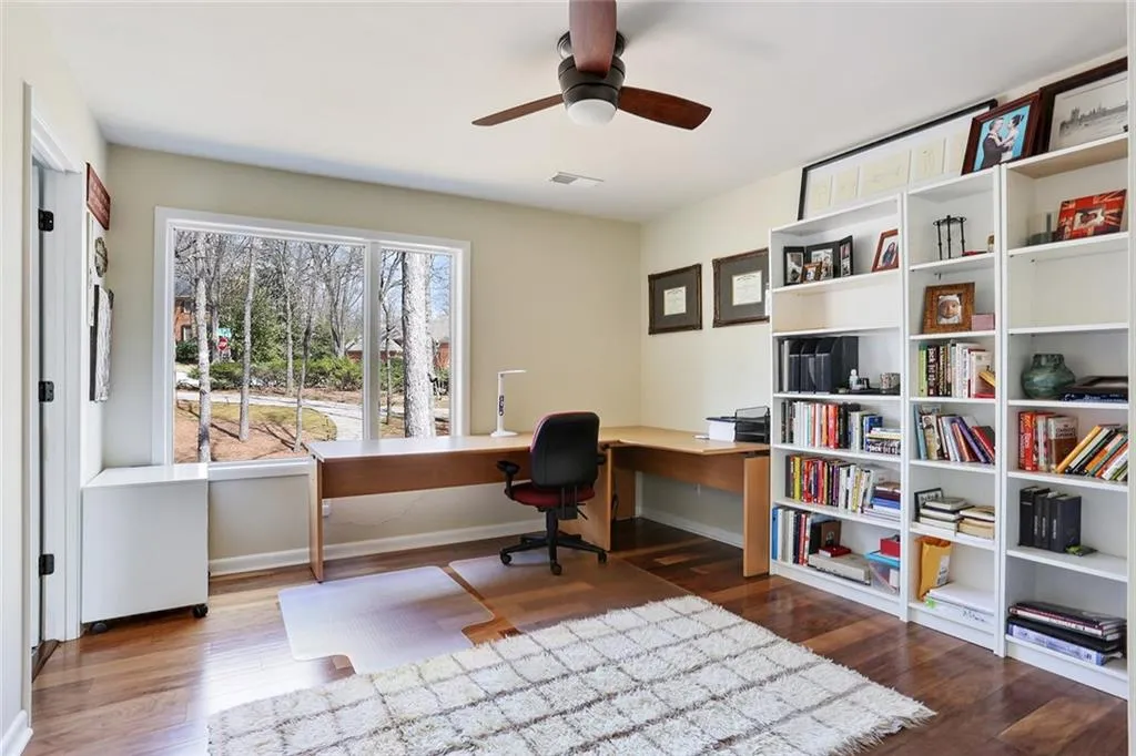 35 Glen Oaks Drive, Sandy Springs, Georgia 30327, 4 Bedrooms Bedrooms, ,3 BathroomsBathrooms,Residential,Sold,35 Glen Oaks Drive,5823358