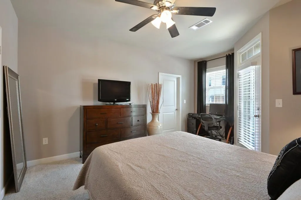 7265 Glisten Avenue Unit 113, Sandy Springs, Georgia 30328, 1 Bedroom Bedrooms, ,1 BathroomBathrooms,Residential,Sold,7265 Glisten Avenue Unit 113,6528587