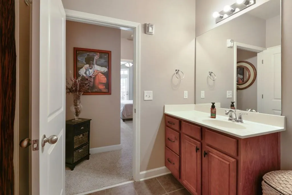 7265 Glisten Avenue Unit 113, Sandy Springs, Georgia 30328, 1 Bedroom Bedrooms, ,1 BathroomBathrooms,Residential,Sold,7265 Glisten Avenue Unit 113,6528587