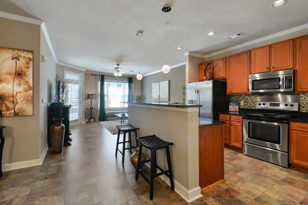 7265 Glisten Avenue Unit 113, Sandy Springs, Georgia 30328, 1 Bedroom Bedrooms, ,1 BathroomBathrooms,Residential,Sold,7265 Glisten Avenue Unit 113,6528587