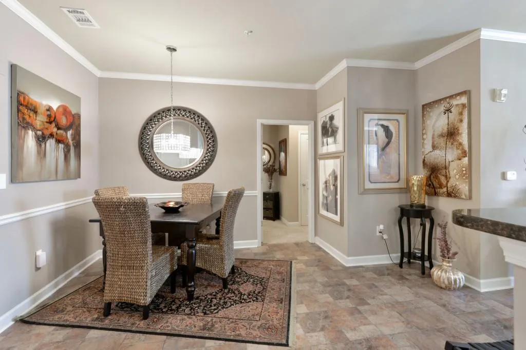 7265 Glisten Avenue Unit 113, Sandy Springs, Georgia 30328, 1 Bedroom Bedrooms, ,1 BathroomBathrooms,Residential,Sold,7265 Glisten Avenue Unit 113,6528587