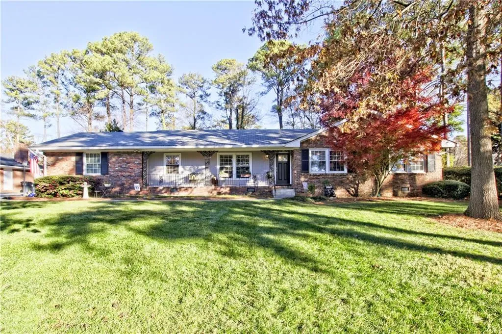 520 Gerry Lane Ne, Sandy Springs, Georgia 30328, 3 Bedrooms Bedrooms, ,2 BathroomsBathrooms,Residential,Sold,520 Gerry Lane Ne,5781281