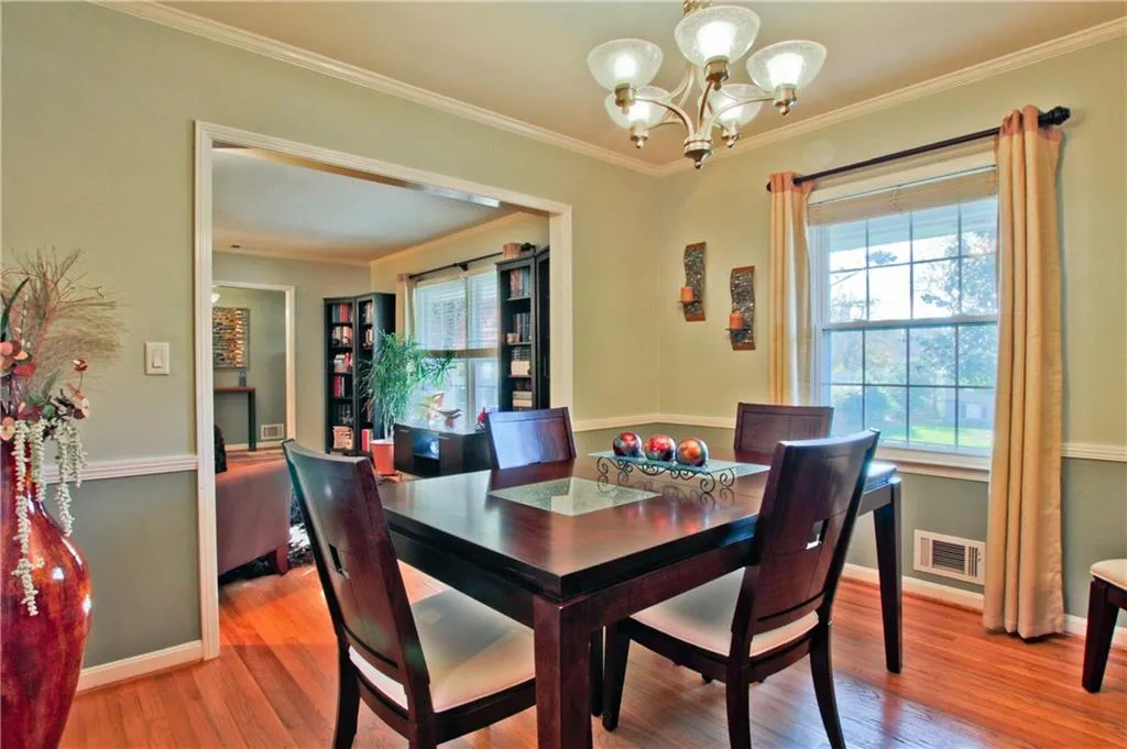 520 Gerry Lane Ne, Sandy Springs, Georgia 30328, 3 Bedrooms Bedrooms, ,2 BathroomsBathrooms,Residential,Sold,520 Gerry Lane Ne,5781281