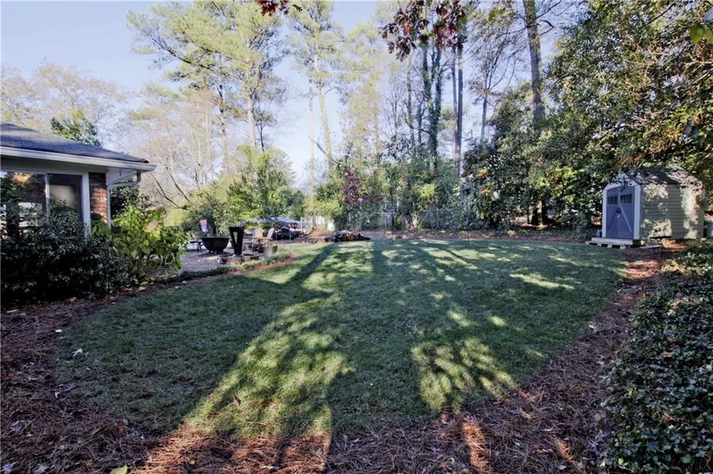 520 Gerry Lane Ne, Sandy Springs, Georgia 30328, 3 Bedrooms Bedrooms, ,2 BathroomsBathrooms,Residential,Sold,520 Gerry Lane Ne,5781281