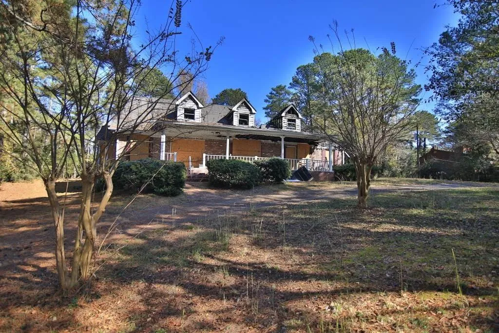 1635 Chevron Way, Sandy Springs, Georgia 30350, 4 Bedrooms Bedrooms, ,3 BathroomsBathrooms,Residential,Sold,1635 Chevron Way,5931427