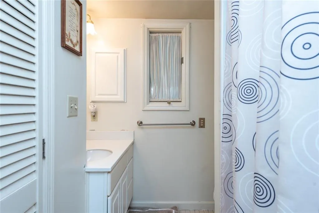 6117 Harleston Road, Sandy Springs, Georgia 30328, 3 Bedrooms Bedrooms, ,2 BathroomsBathrooms,Residential,Sold,6117 Harleston Road,6597346