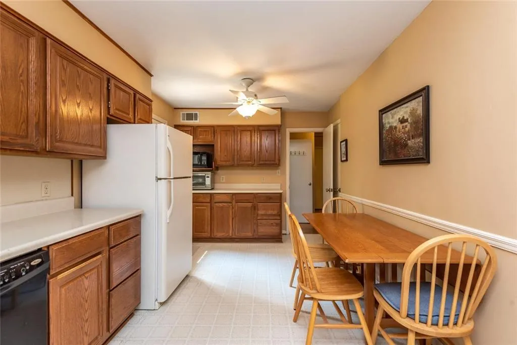 6117 Harleston Road, Sandy Springs, Georgia 30328, 3 Bedrooms Bedrooms, ,2 BathroomsBathrooms,Residential,Sold,6117 Harleston Road,6597346