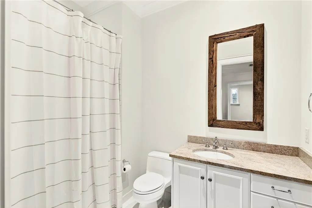 5250 London Drive, Atlanta, Georgia 30327, 6 Bedrooms Bedrooms, ,6 BathroomsBathrooms,Residential,Sold,5250 London Drive,7702737