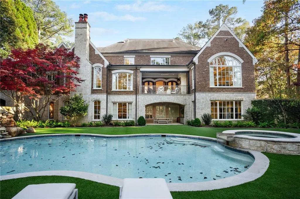 5250 London Drive, Atlanta, Georgia 30327, 6 Bedrooms Bedrooms, ,6 BathroomsBathrooms,Residential,Sold,5250 London Drive,7702737
