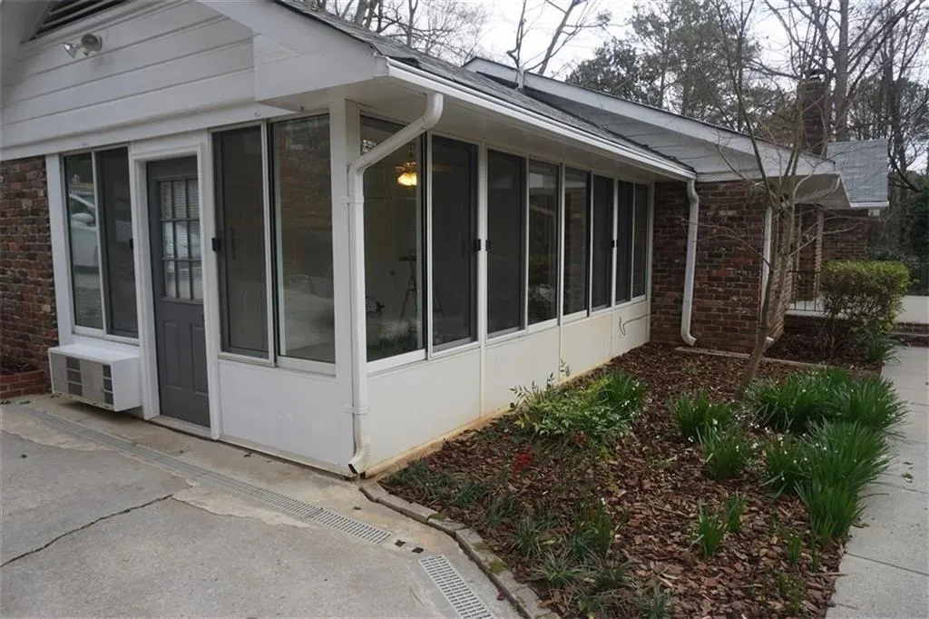 4650 Canyon Creek Trail, Sandy Springs, Georgia 30342, 2 Bedrooms Bedrooms, ,2 BathroomsBathrooms,Residential,Sold,4650 Canyon Creek Trail,6686710