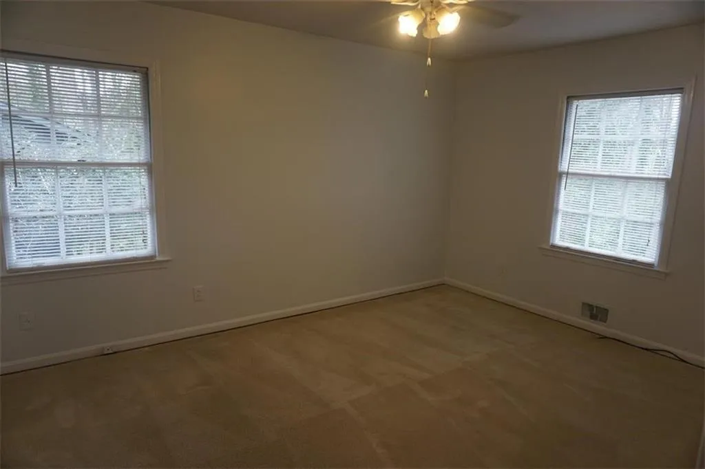 4650 Canyon Creek Trail, Sandy Springs, Georgia 30342, 2 Bedrooms Bedrooms, ,2 BathroomsBathrooms,Residential,Sold,4650 Canyon Creek Trail,6686710