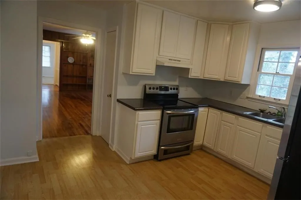 4650 Canyon Creek Trail, Sandy Springs, Georgia 30342, 2 Bedrooms Bedrooms, ,2 BathroomsBathrooms,Residential,Sold,4650 Canyon Creek Trail,6686710