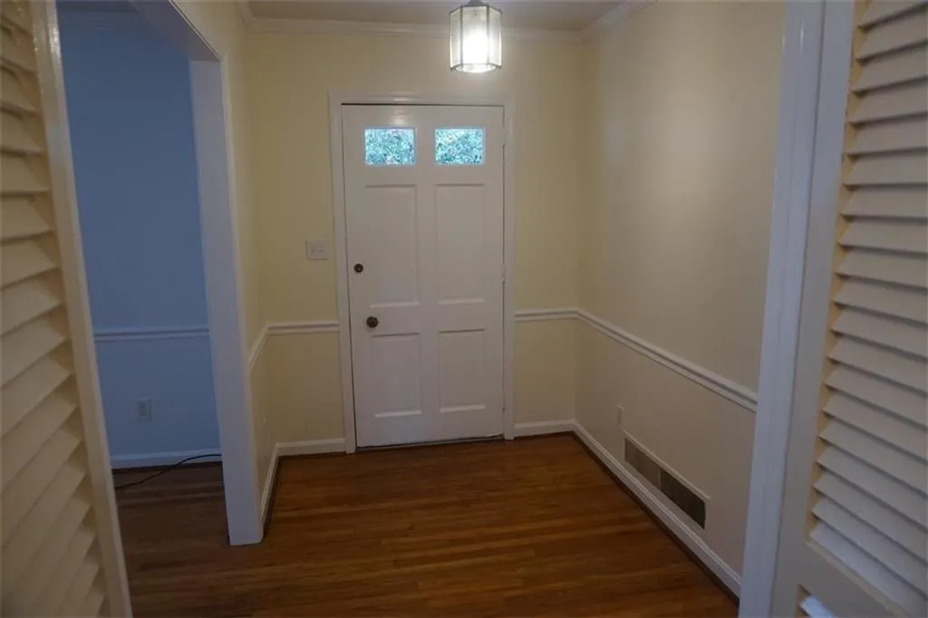 4650 Canyon Creek Trail, Sandy Springs, Georgia 30342, 2 Bedrooms Bedrooms, ,2 BathroomsBathrooms,Residential,Sold,4650 Canyon Creek Trail,6686710