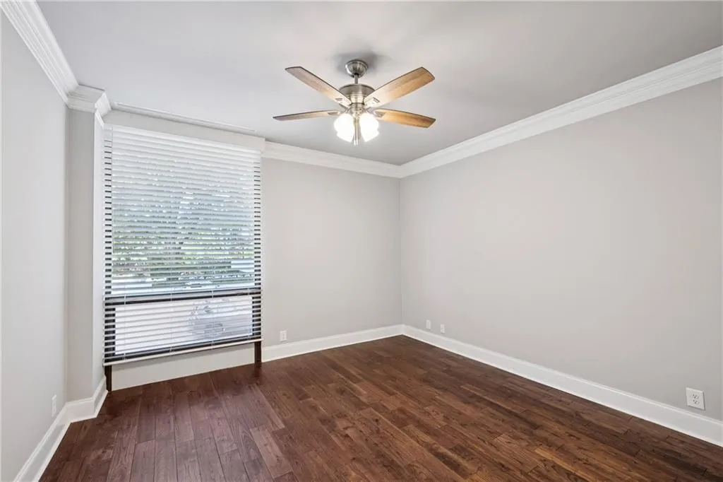 2575 Peachtree Road Ne Unit 5g, Atlanta, Georgia 30305, 3 Bedrooms Bedrooms, ,3 BathroomsBathrooms,Residential,For Sale,2575 Peachtree Road Ne Unit 5g,7647329